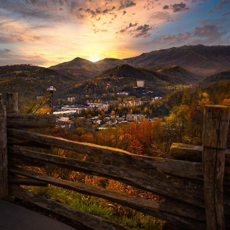 Hemlock Hollow, Pool Access, 1089 Free Tickets Each Paid Day, Dollywood And More Sevierville Eksteriør billede