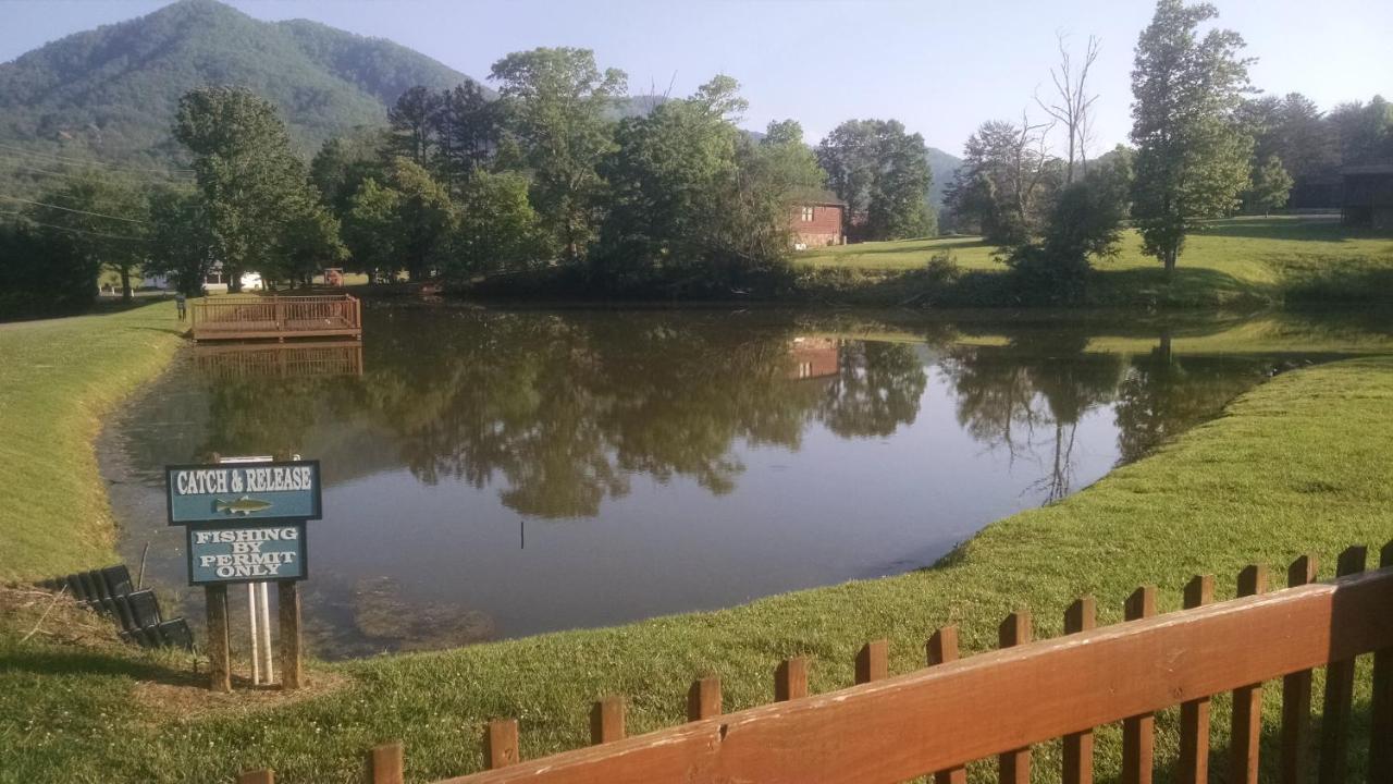 Hemlock Hollow, Pool Access, 1089 Free Tickets Each Paid Day, Dollywood And More Sevierville Eksteriør billede
